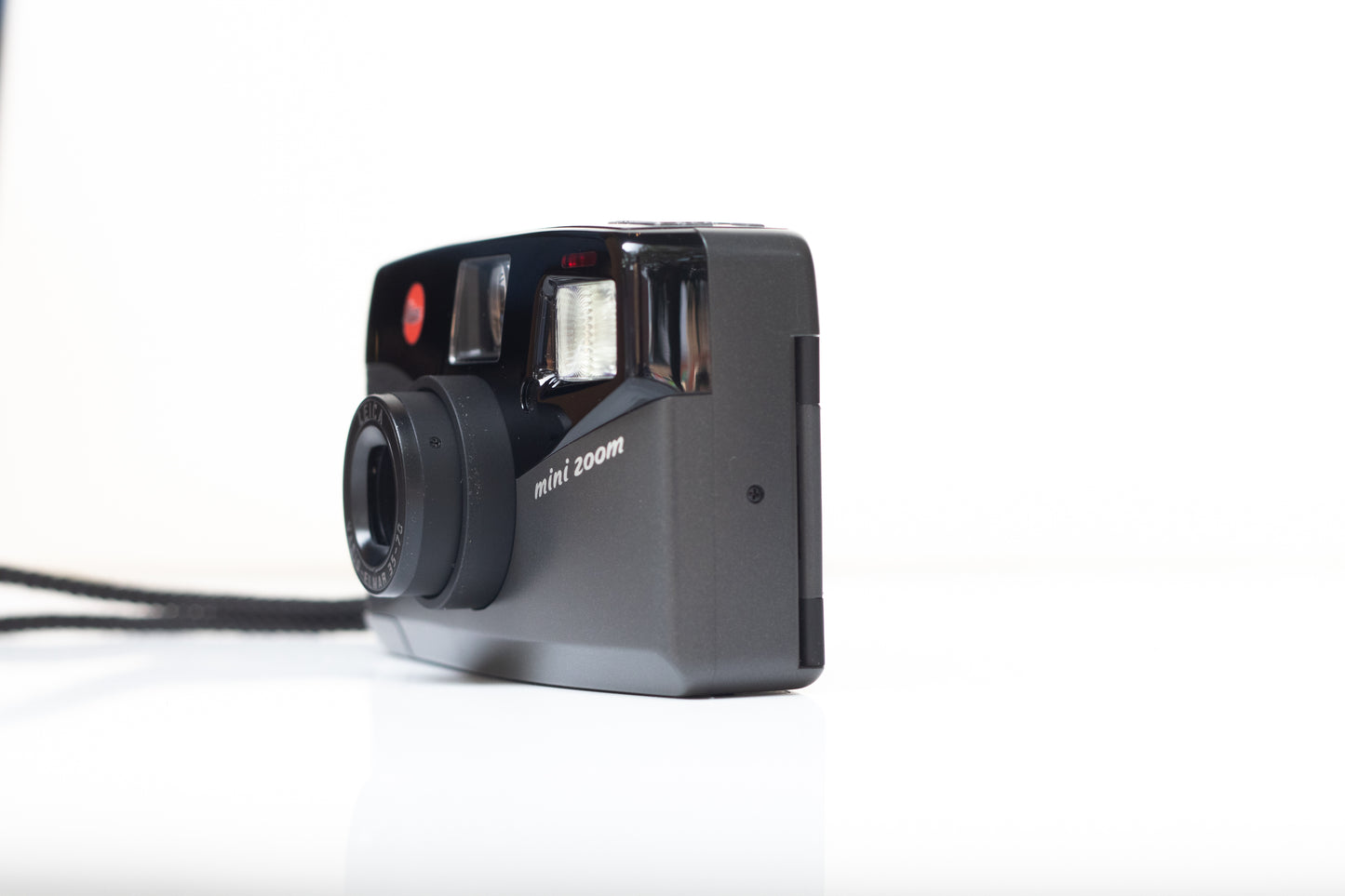 Leica Mini Zoom | 35mm High End Point and Shoot | Film Camera | Top Mint Condition | With Manuals and Case