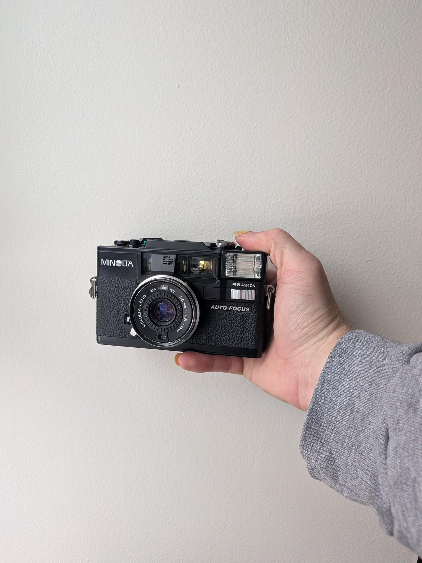 Minolta Hi-Matic AFD (AF2 with Date Top) 35mm Film Camera | Point & Shoot