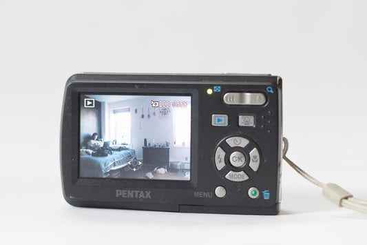 Y2K DigiCam Pentax Optio E60 | SD Card | Batteries | Perfectly Working