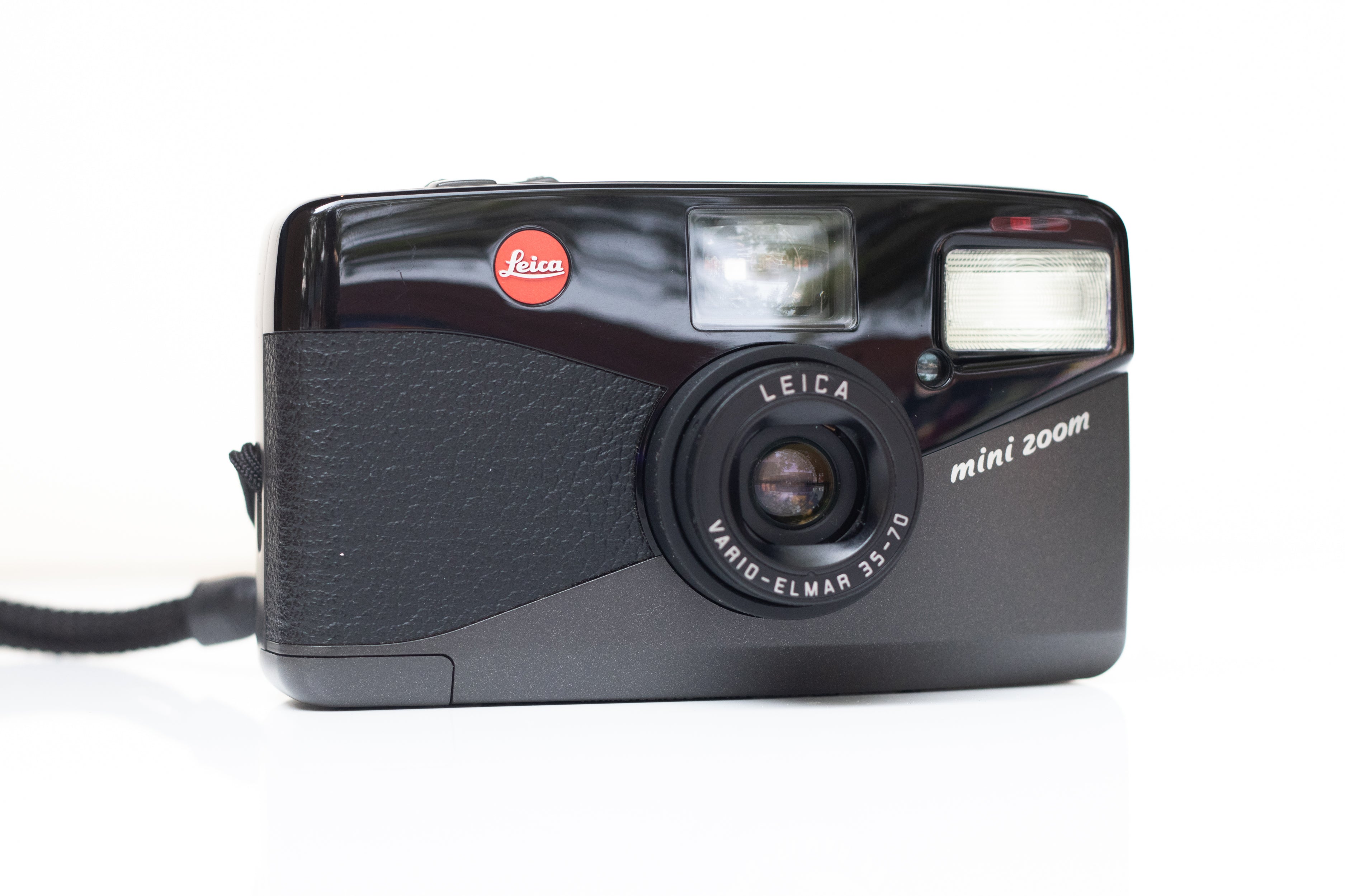 Leica Mini Zoom | 35mm High End Point and Shoot | Film Camera | Top Mint  Condition | With Manuals and Case