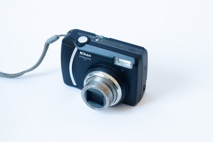 Nikon CoolPIX L1