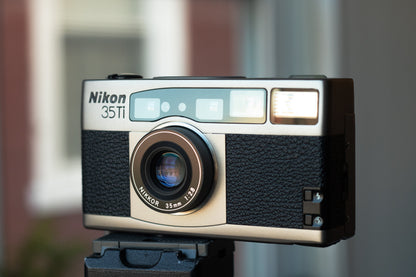 Nikon 35TI High End Point and Shoot 35mm Film Camera | Top Mint | Unnused