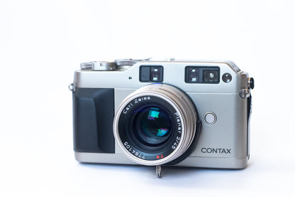 Contax G1 With Carl Zeiss 45mm T*