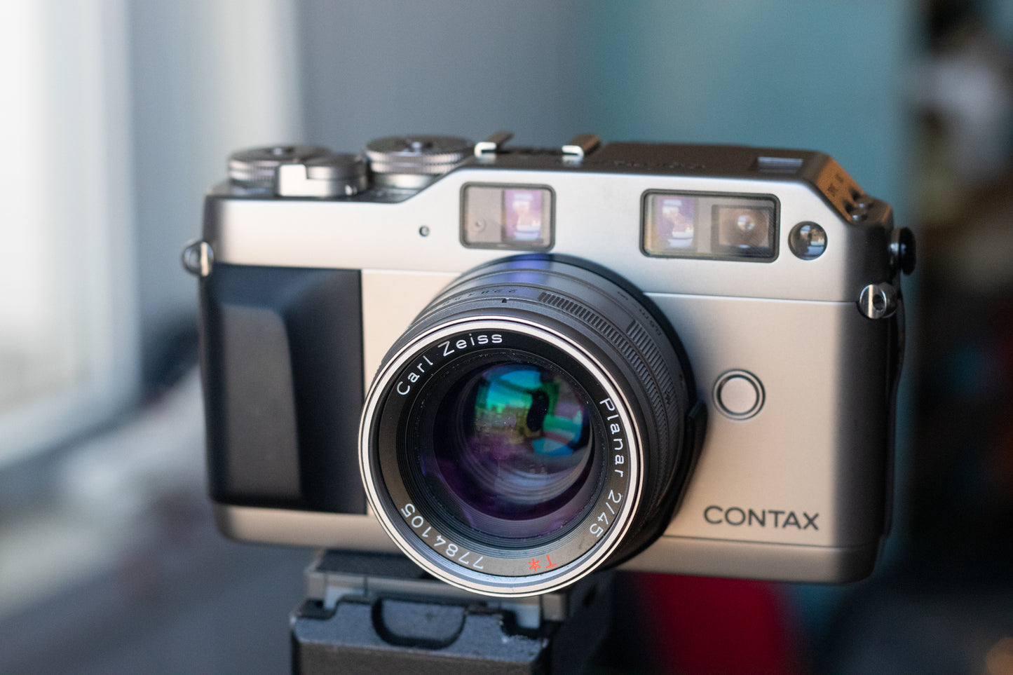 Contax G1 With Carl Zeiss 45mm T*