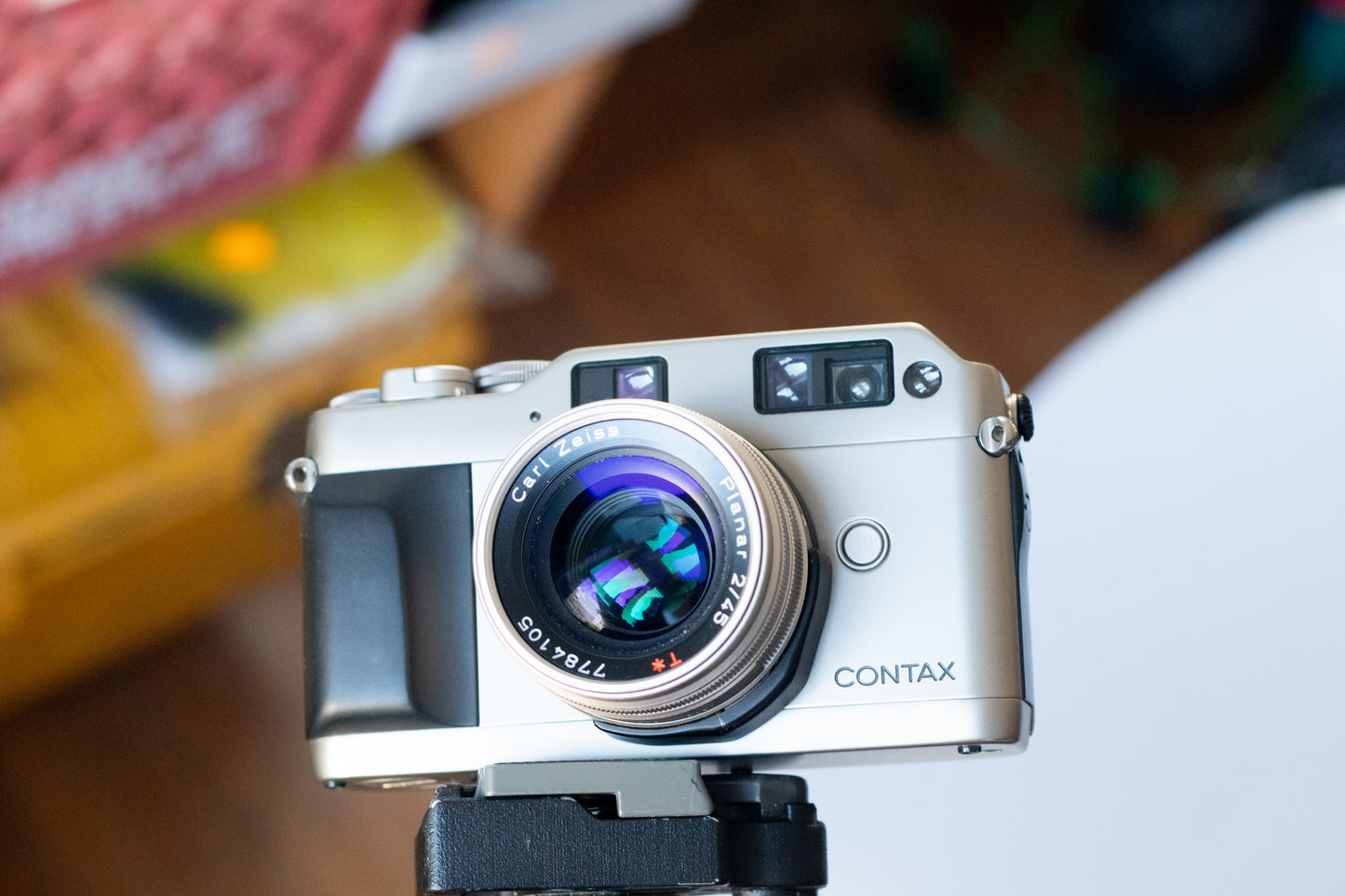 Contax G1 With Carl Zeiss 45mm T*