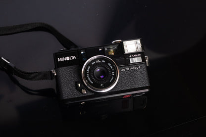 Minolta Hi-Matic AF2 Point & Shoot film Camera | Sharp Lens, Ready to Shoot kit