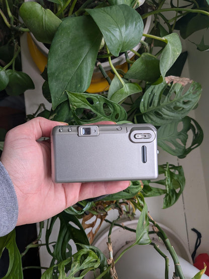 Minolta Freedom Zoom 115 Date | Classic 35mm Point & Shoot Film Camera | Beginner Friendly !