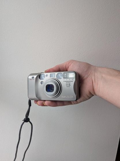 Minolta Freedom Zoom 115 Date | Classic 35mm Point & Shoot Film Camera | Beginner Friendly !