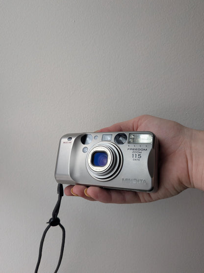 Minolta Freedom Zoom 115 Date | Classic 35mm Point & Shoot Film Camera | Beginner Friendly !