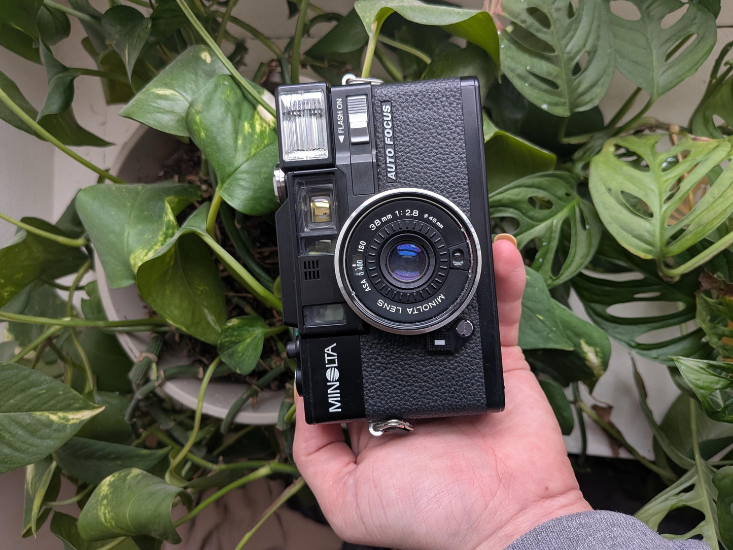 Minolta Hi-Matic AFD (AF2 with Date Top) 35mm Film Camera | Point & Shoot