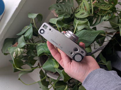 Contax TVS Deluxe High End 35mm Film Camera | Carrying Case