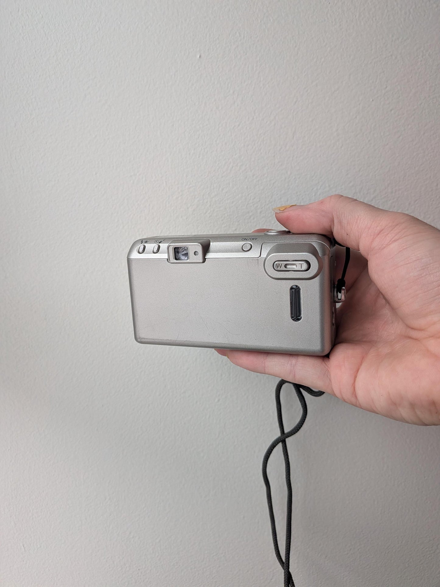 Minolta Freedom Zoom 115 Date | Classic 35mm Point & Shoot Film Camera | Beginner Friendly !