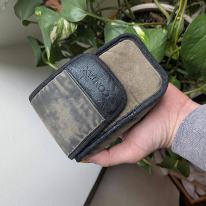 Contax TVS Deluxe High End 35mm Film Camera | Carrying Case