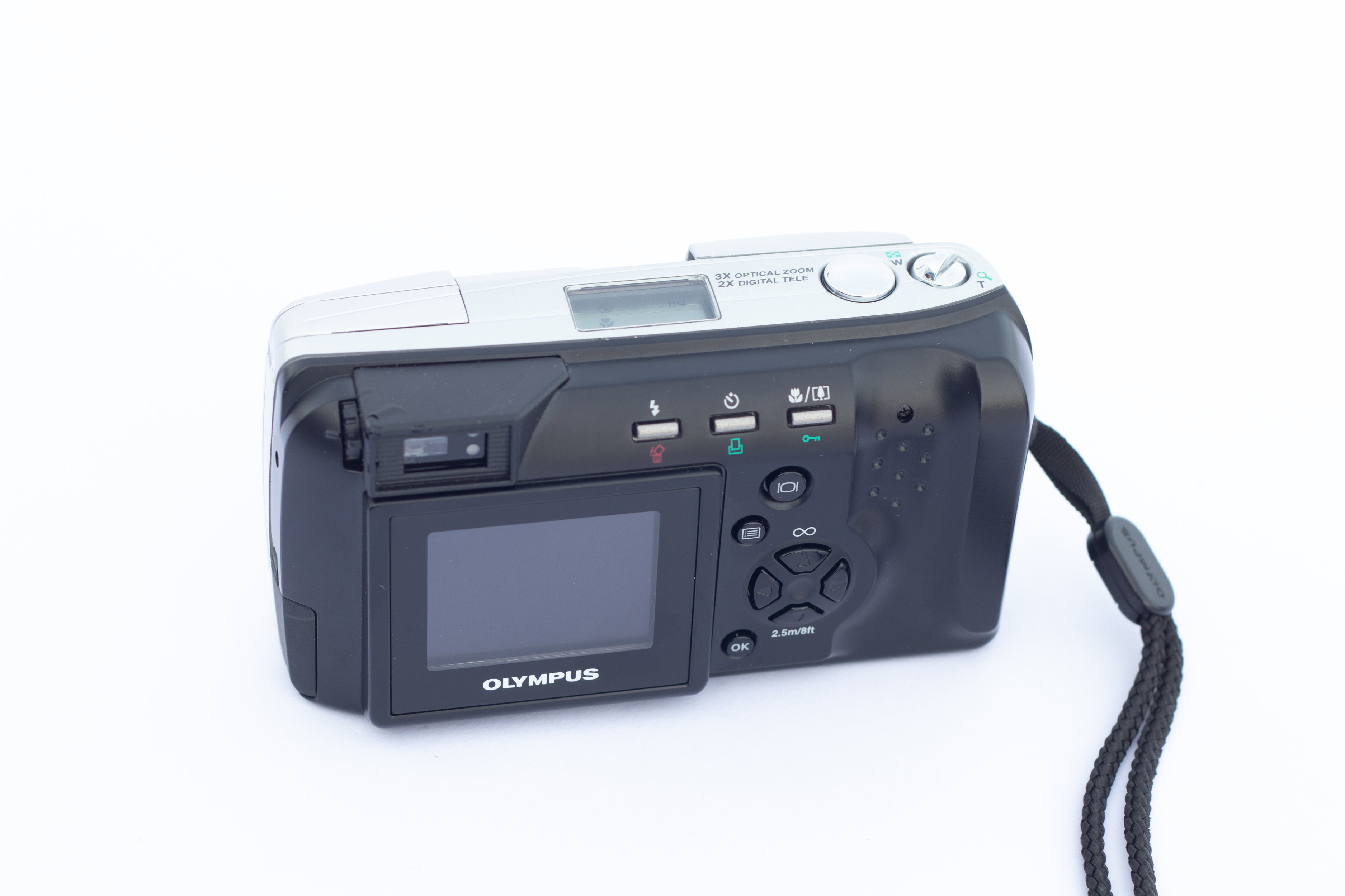 Olympus D-460 Digital Point & Shoot | 3X Zoom 1.3 Megapixel | With