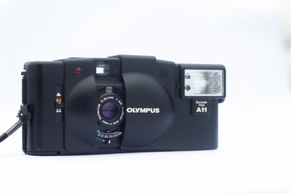 Olympus XA-2